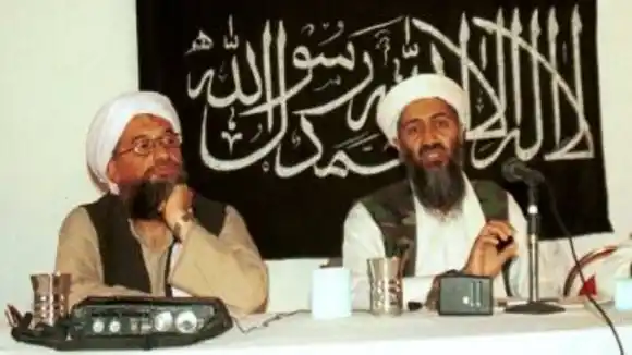 CON UN DRON Estados Unidos asesina al líder de Al Qaeda que sucedió a Bin Laden, Ayman al-Zawahiri