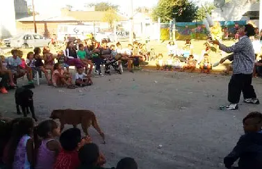 Desfile, disfraces y shows en el barrio San Martín