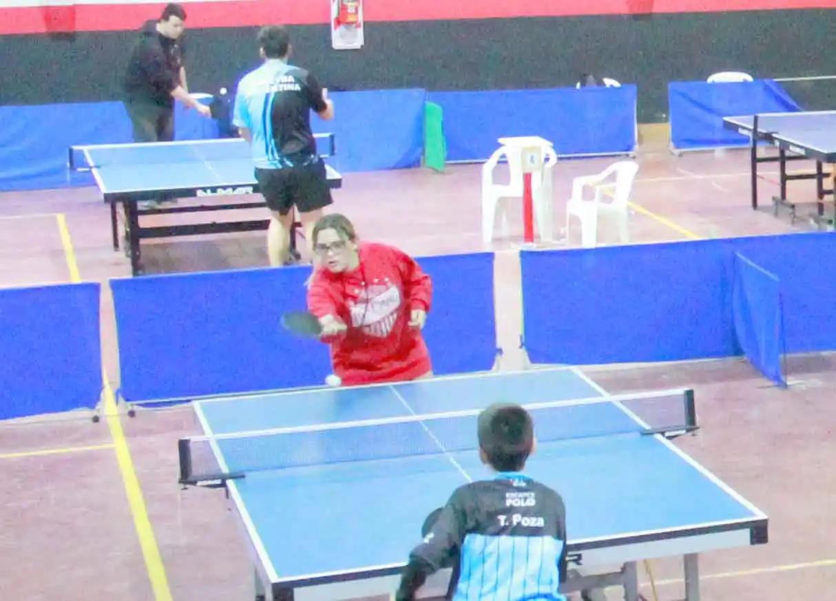 El Provincial de tenis de mesa define sus campeones en Quequén