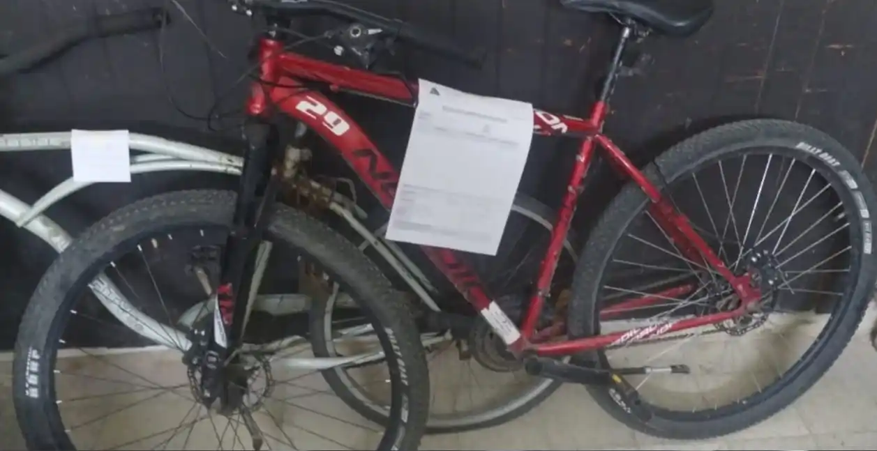 La bicicleta recuperada tras ser robada en  el zona céntrica. Crédito: Relaciones Policiales.