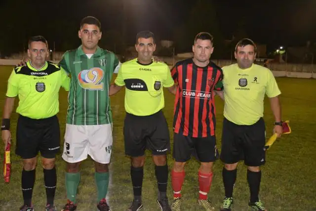 Se inició el campeonato de verano de Gualeguay Central
