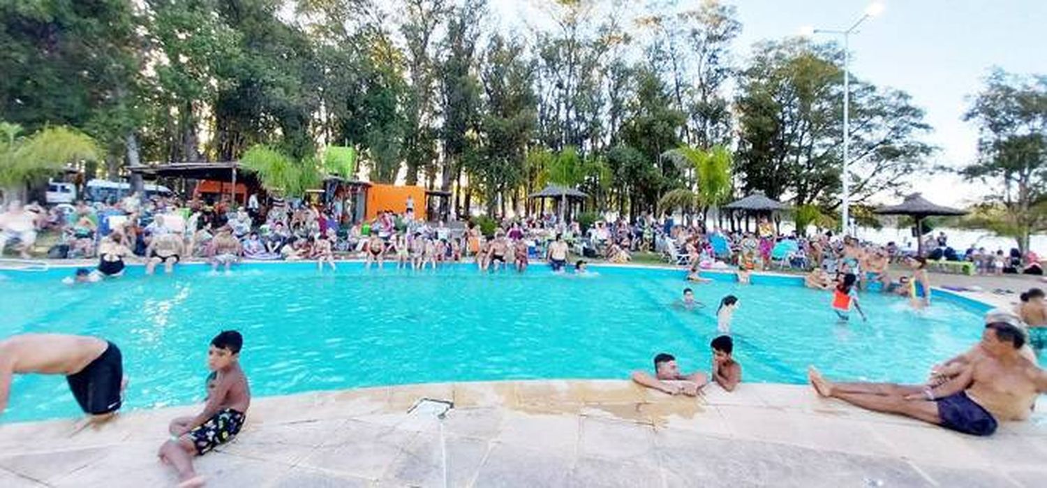 Las termas y el lago  estuvieron a pleno