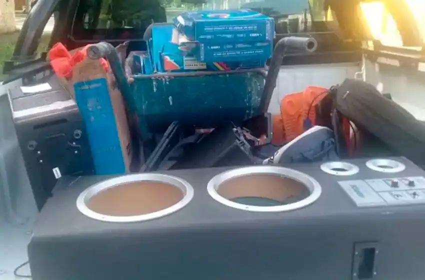 Robaron en una escuela de la zona oeste