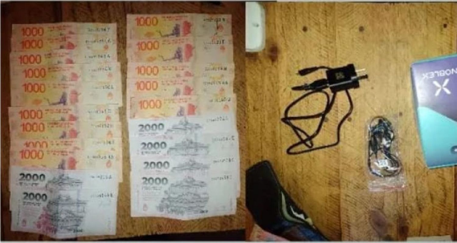 Robo en General Ramírez: Le sustrajeron del vehículo un maletín con dinero