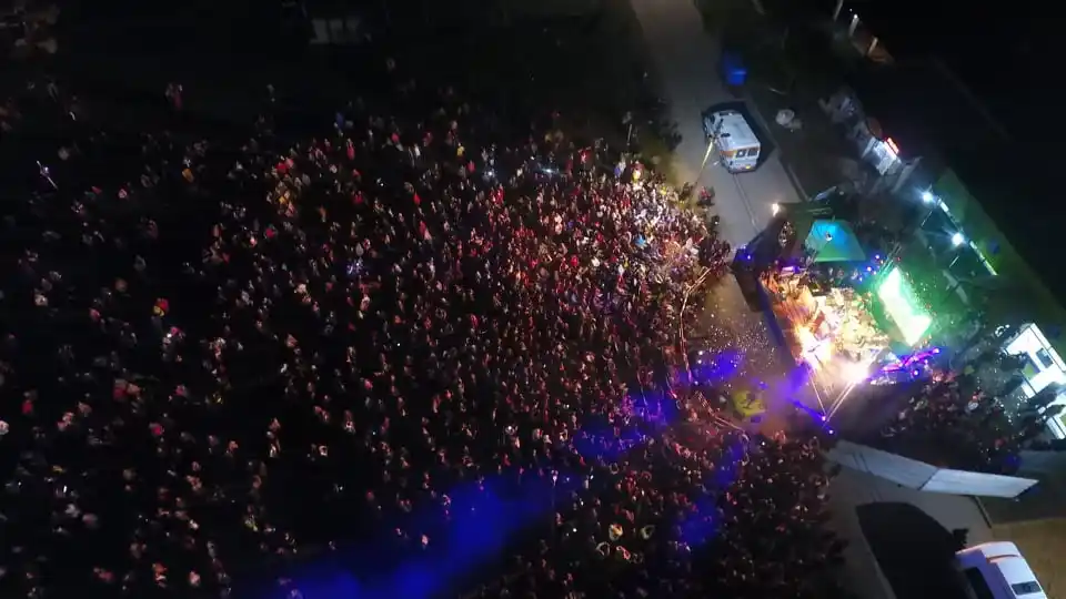 Al ritmo de Ráfaga, Palito Davico cerró su campaña en Pueblo Belgrano