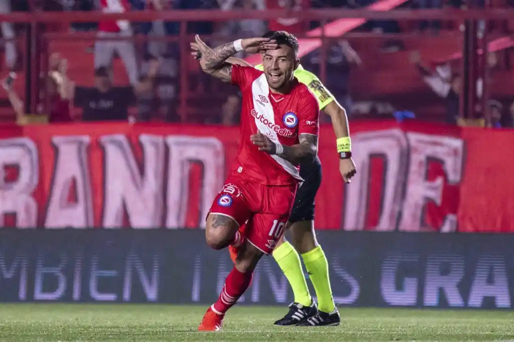 Argentinos Juniors marcó la diferencia  ante Banfield