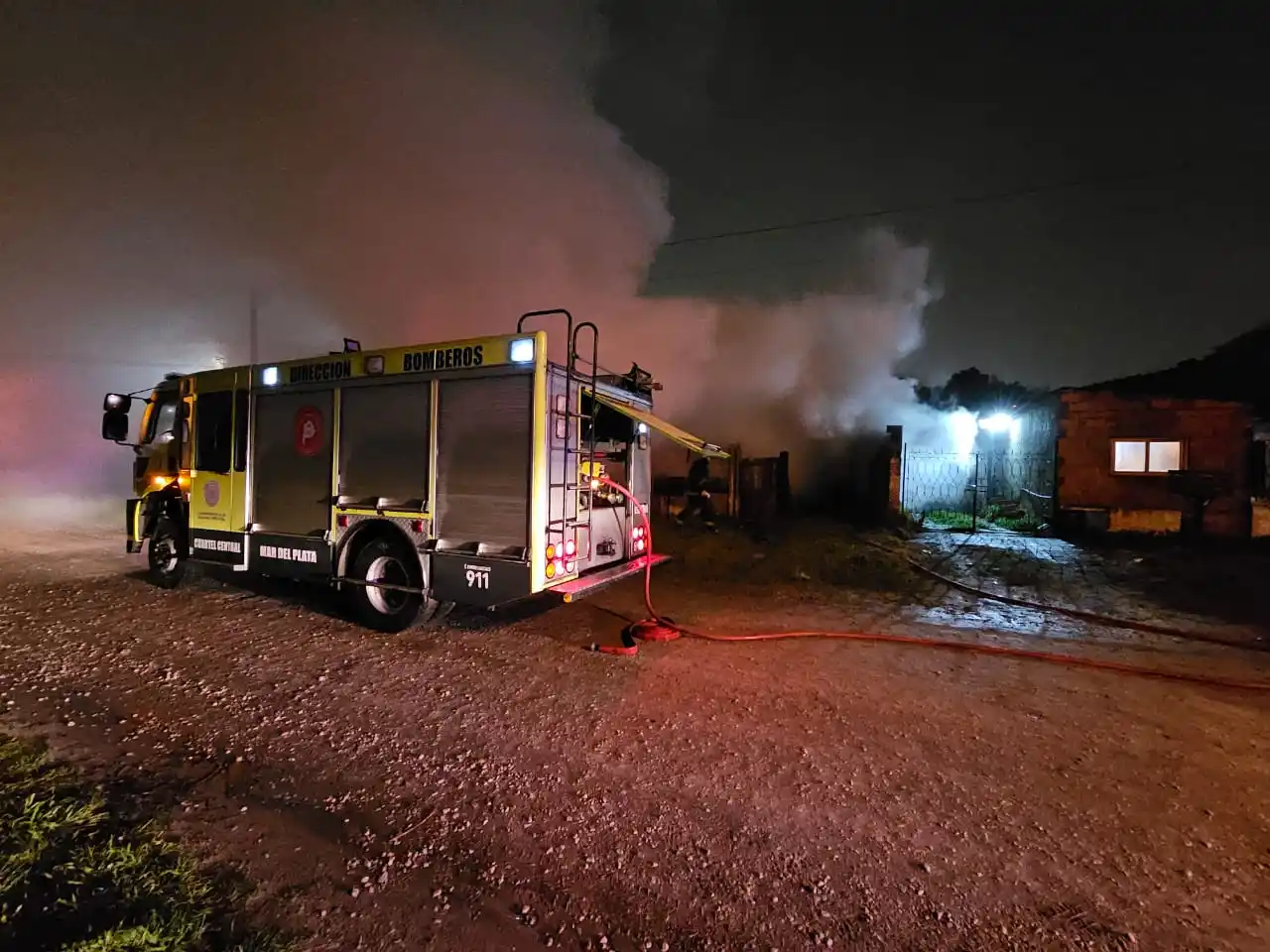 En el lugar se encontraba la propietaria que no sufrió lesiones.