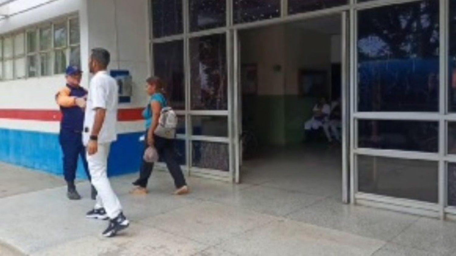 MÁS DE 50 PERSONAS resultaron intoxicadas por ingerir una salsa, entre ellos niños y adultos mayores