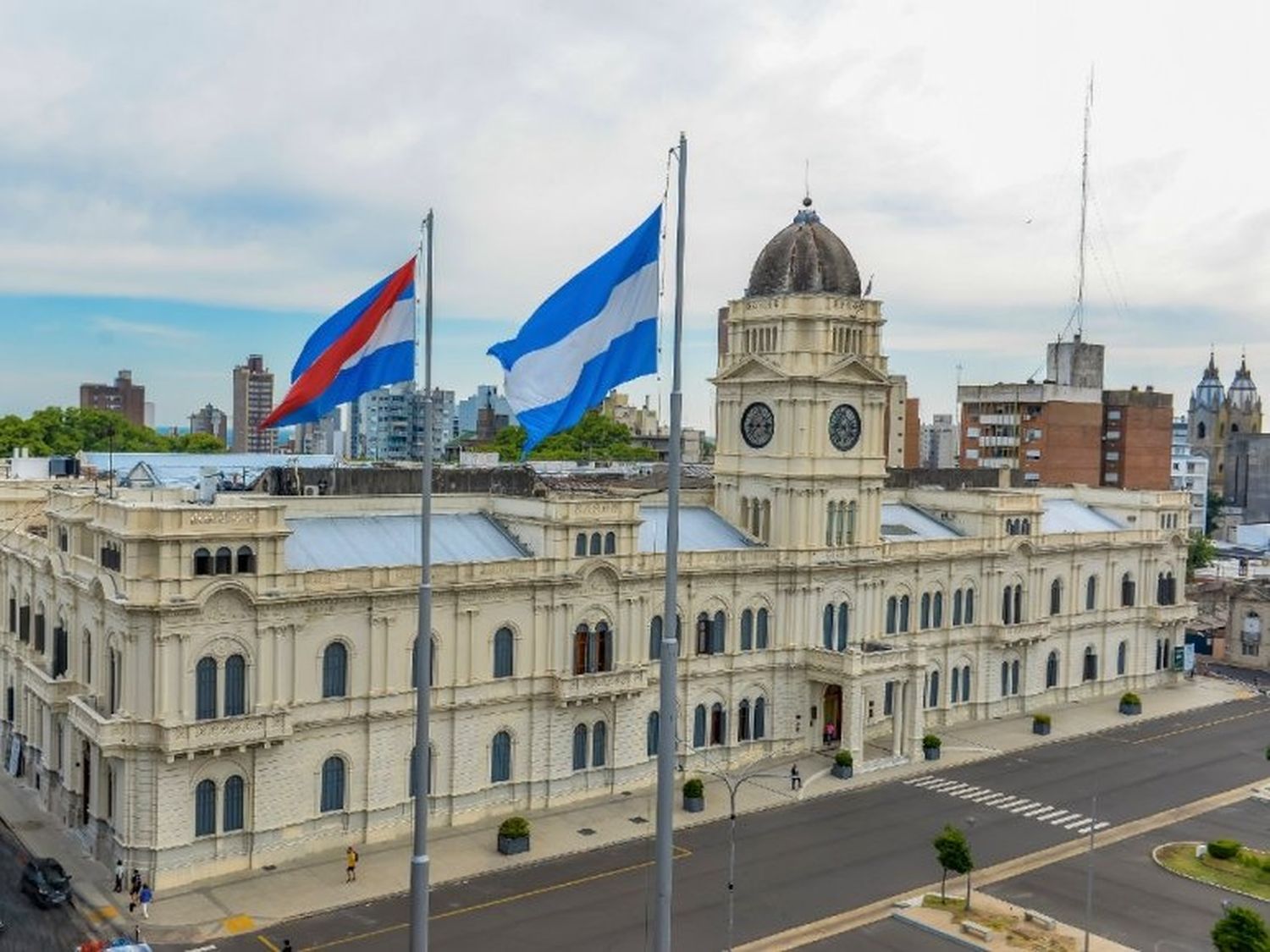 Entre Ríos creó la figura de “personal temporario” para la Administración Pública