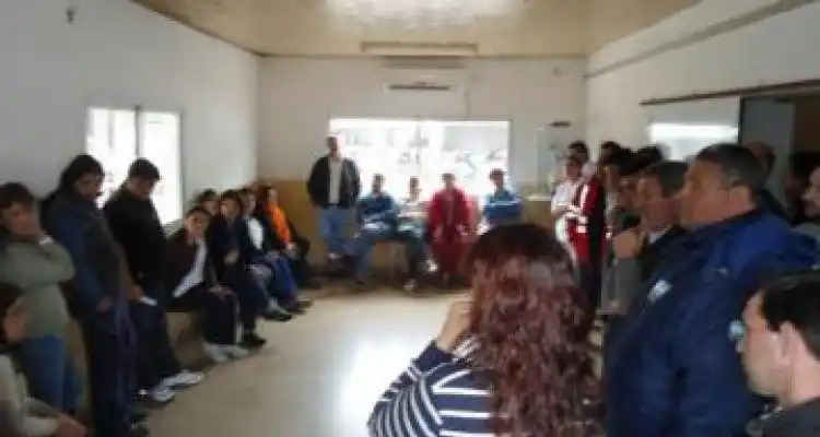Incidentes, golpes y asamblea en la Guardia