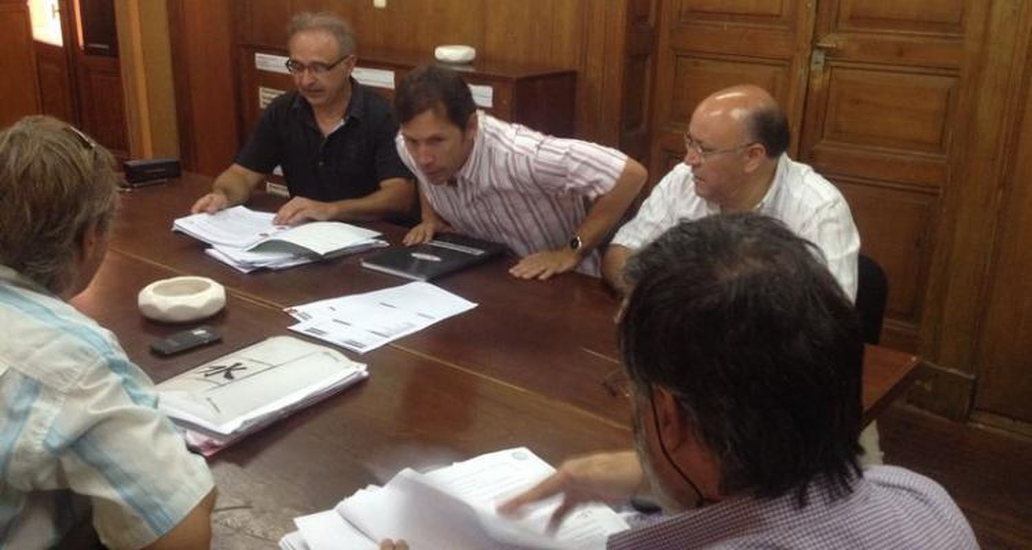 Aumenta el precio de tres tasas y apuntan a las areneras