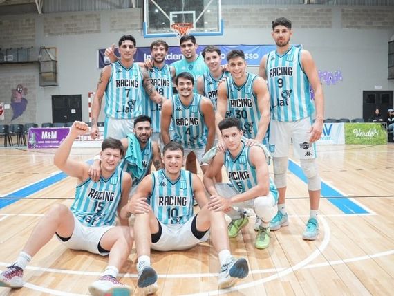 Con protagonismo de Yarza, Racing da pelea en lo alto