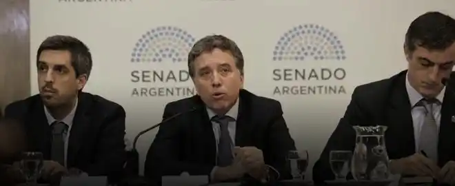 Dujovne defendió el Presupuesto en el Senado