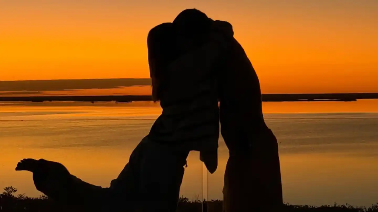 Tini Stoessel y Rodrigo de Paul revolucionan las redes con sus fotos más románticas en el Caribe