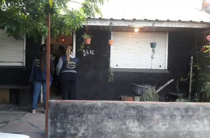 Detuvieron a dos marplantenses que estafaban comercios en Santa Fe