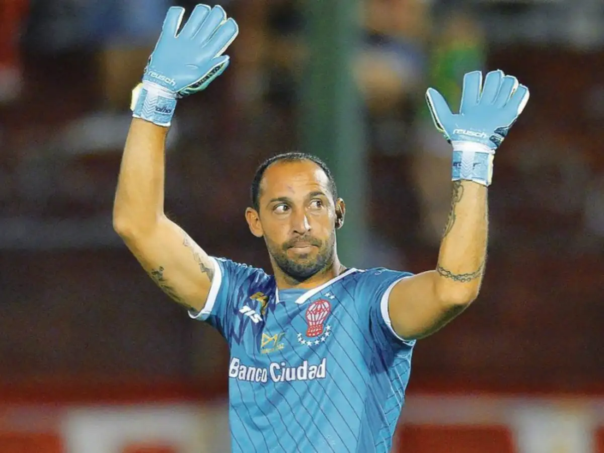 Marcos Díaz rescindió su contrato con Huracán