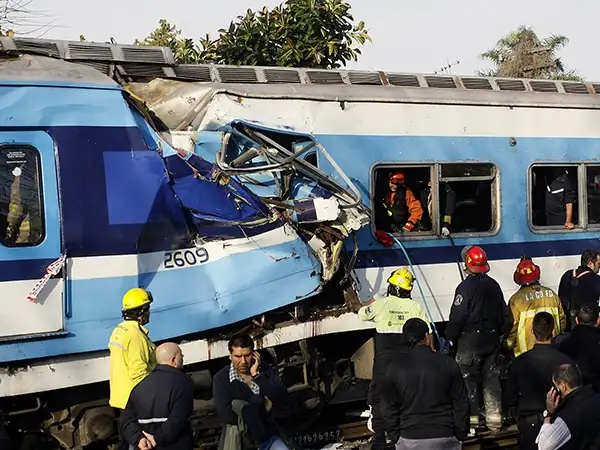 Cuatro detenidos por el accidente: Los motorman y sus acompañantes