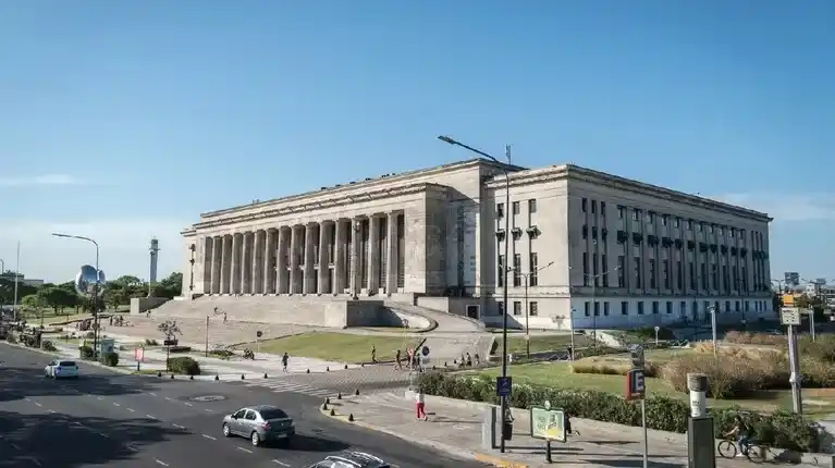 La medida de fuerza será en reclamo por el recorte presupuestario.