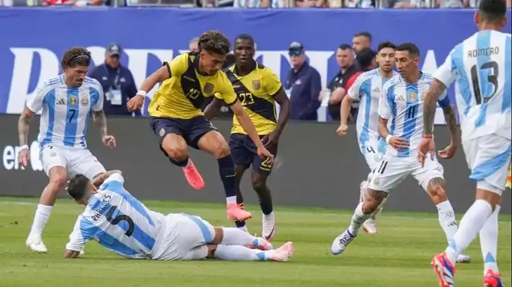 Con Messi en duda, Argentina abre los mano a mano con Ecuador