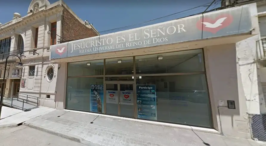 Una vecina fue a rezar a la iglesia en pleno microcentro de Gualeguaychú y le robaron