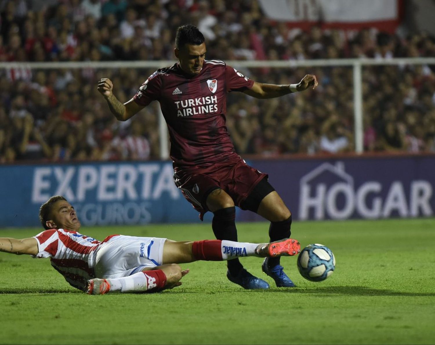 Ante Banfield, River va por otra tarde de alegría
