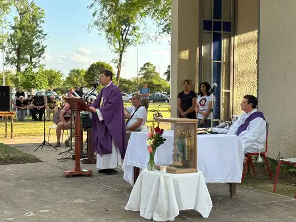 Celebración mensual de la Palabra en el Cementerio Municipal