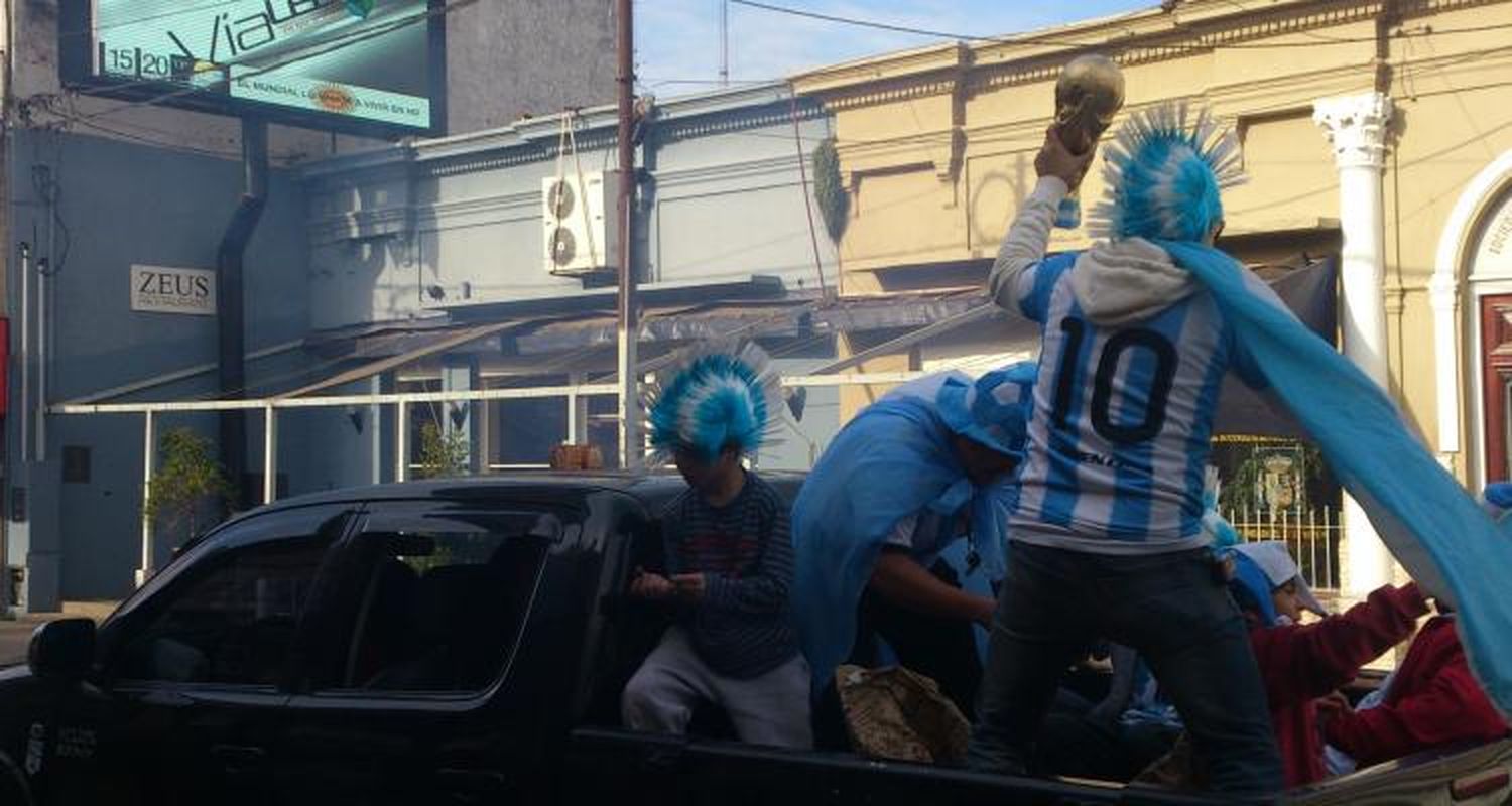 Brasil 2014: San Pedro festejó el pase a octavos