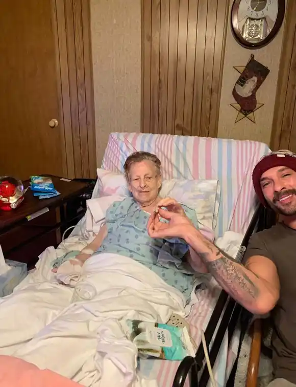 UN INSTANTE DE FELICIDAD: la historia de una abuela que pasó sus últimas horas junto a su nieto fumando “un porro”