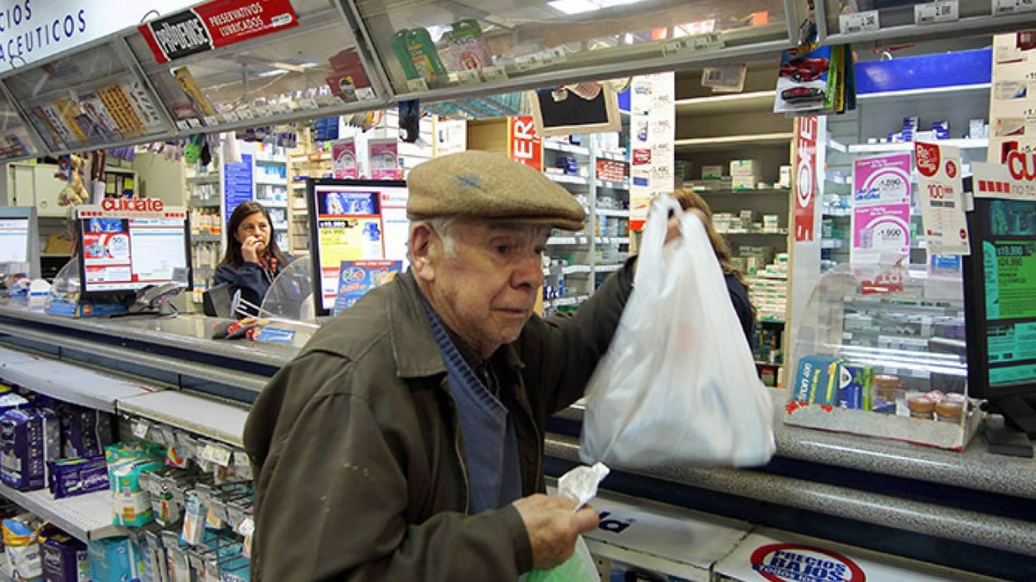 Cuestionan la decisión del Pami de recortar medicamentos a jubilados "pudientes"