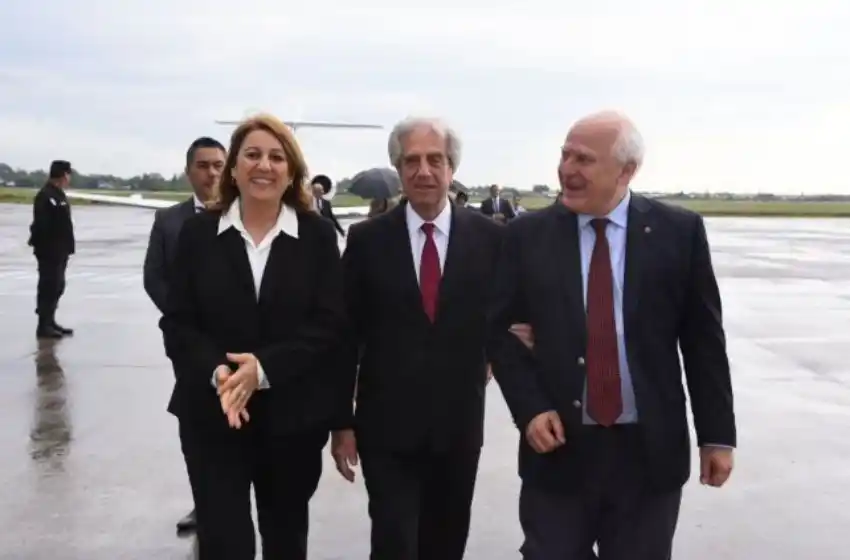 Tabaré Vázquez fue recibido por Lifschitz y Fein