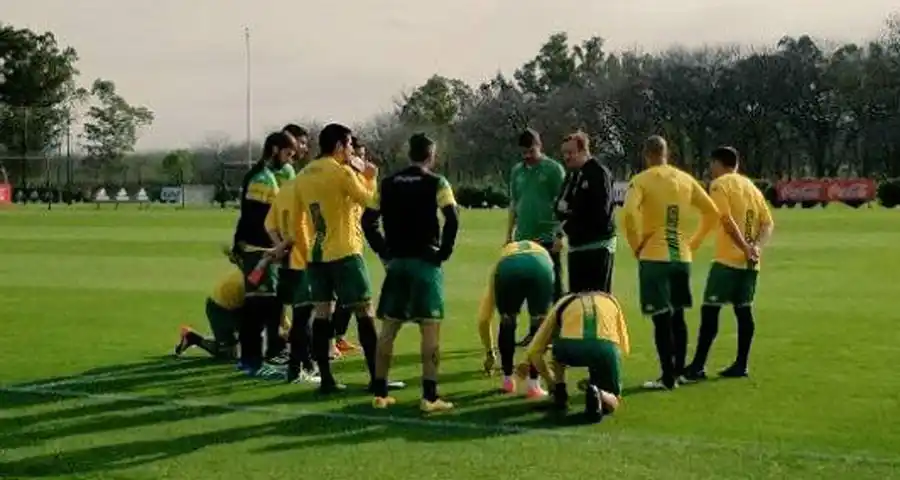 Aldosivi se mide ante Tigre en su último ensayo