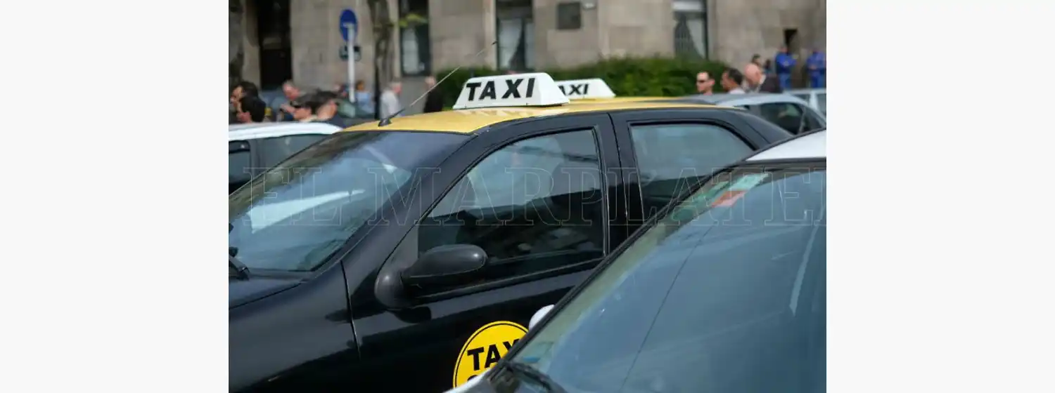 Taxistas se reúnen para analizar medidas por el incremento del GNC