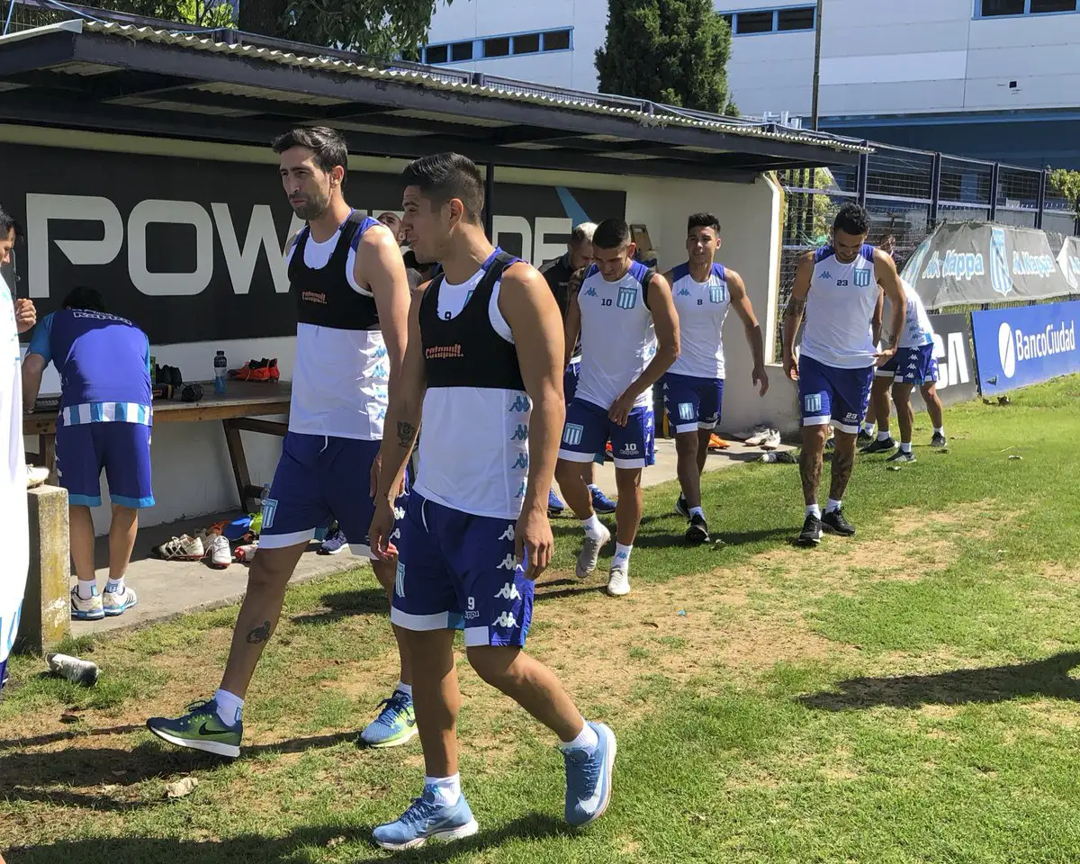 Racing se entrenó en el predio de la AFA