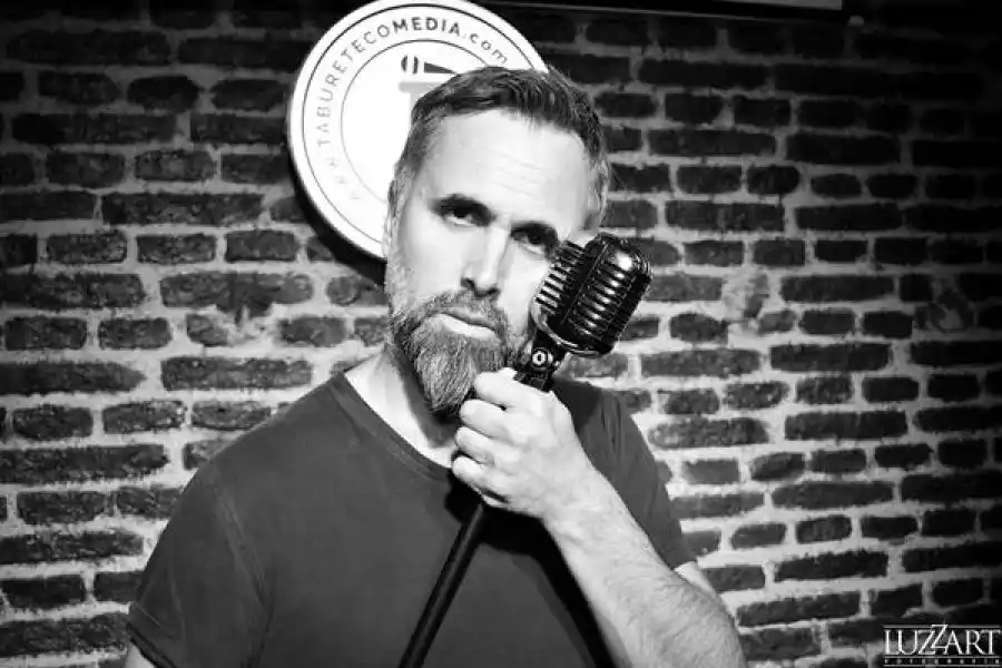 Juan Barraza llega a Rafaela con su séptimo unipersonal, un show imperdible