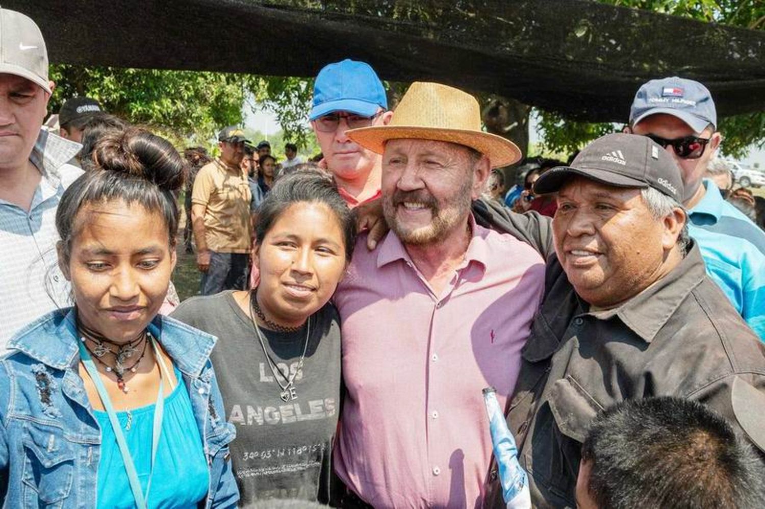 Referentes de La Primavera agradecieron a
Insfrán por dialogar con todas las comunidades