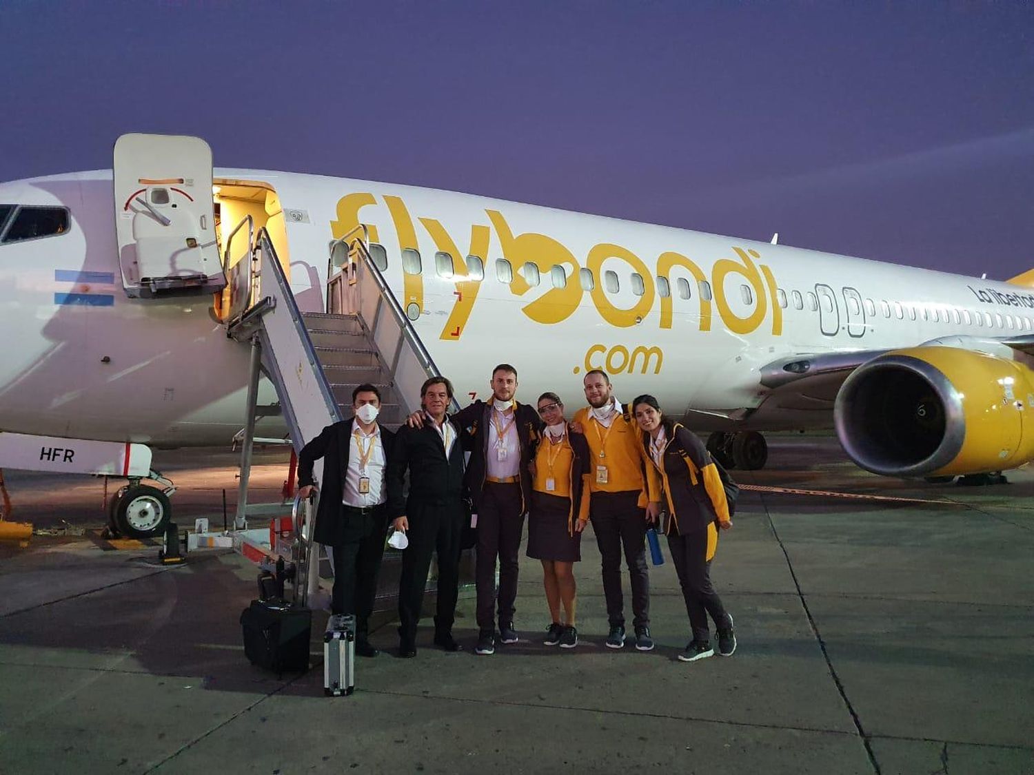 Flybondi es la primera low cost en realizar vuelos de repatriación