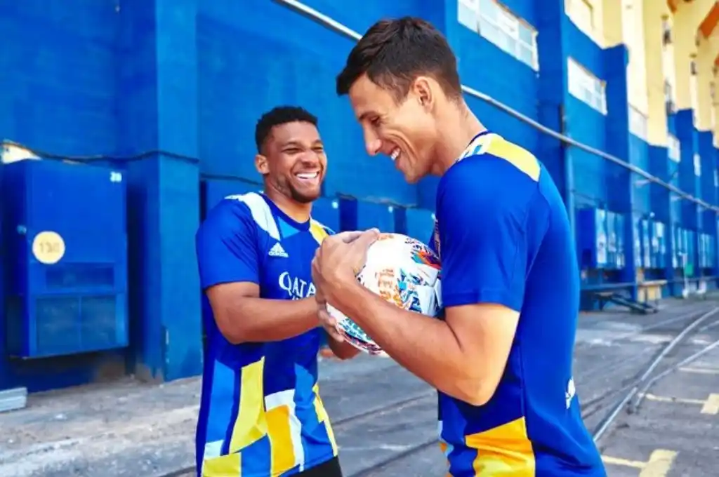 El Xeneize presentó su nueva camiseta inspirada en La Boca y Caminito