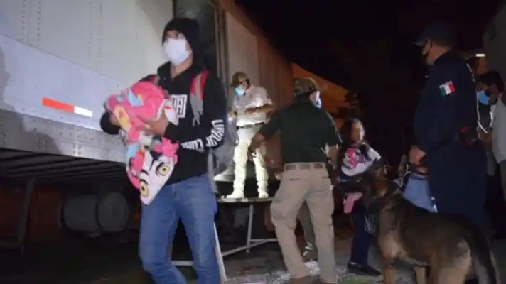 VIAJABAN EN CONTENEDORES: autoridades de México detectan a 652 migrantes centroamericanos en Tamaulipas