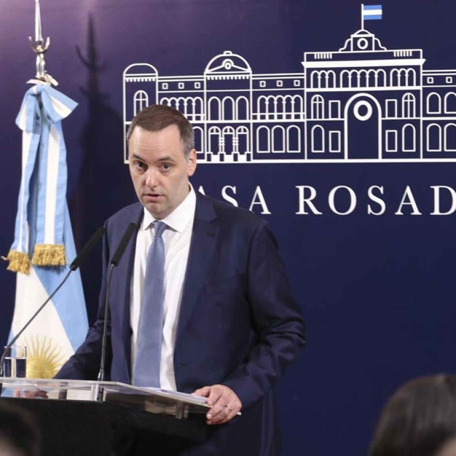 La reducción de los subsidios a los servicios y al transporte comenzará a regir el 1° de enero