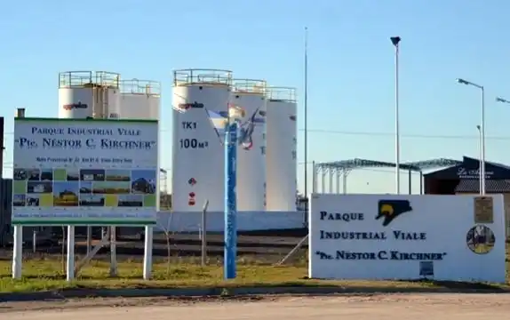 Borran el nombre "Néstor Kirchner" a Parque Industrial entrerriano