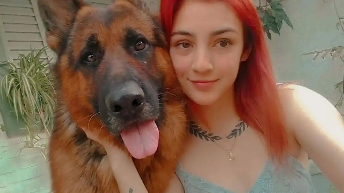 Quién era Lara, la joven con Covid que murió acostada en el pasillo de un hospital