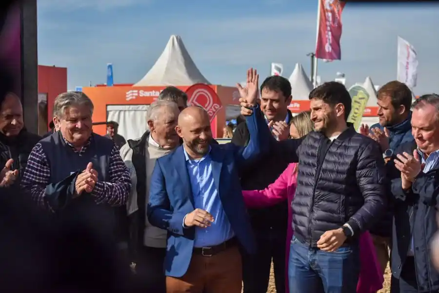 Activa participación del gobernador Pullaro en la muestra de la que la Provincia fue una de las grandes protagonistas