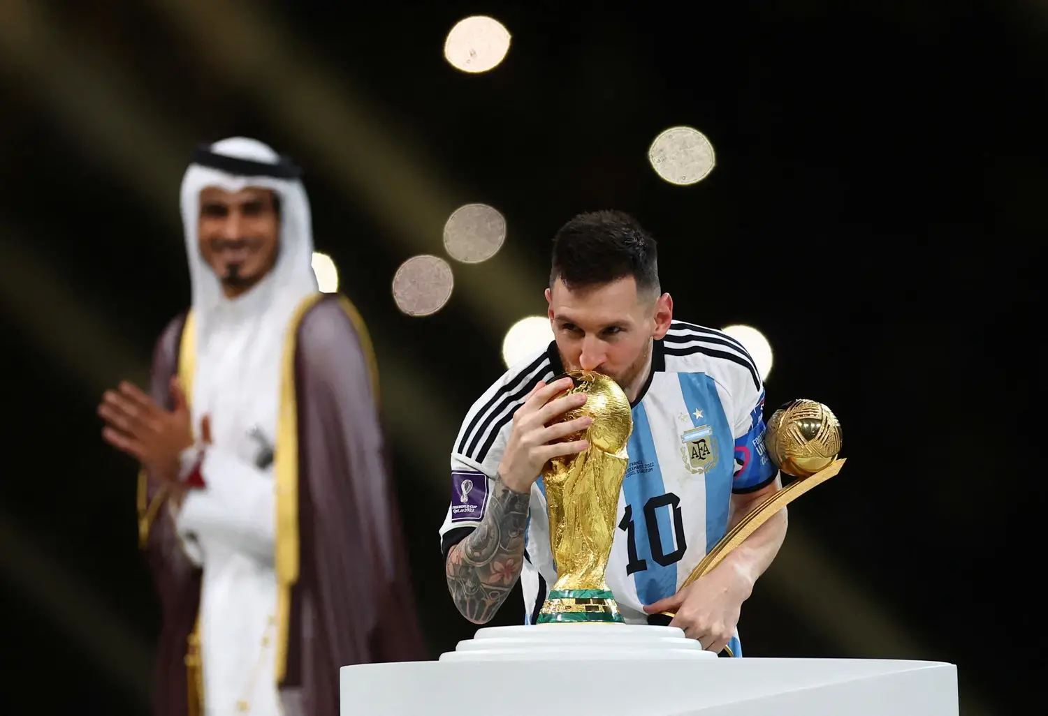 Lionel Messi se consagró campeón del mundo con la Argentina y fue elegido Balón de Oro en Qatar 2022 (REUTERS/Carl Recine)