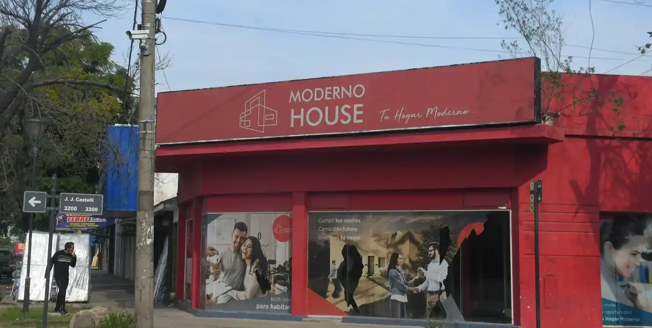 Moderno House contaba con un local comercial ubicado en Facundo Zuviría al 6699 de Santa Fe. Crédito: Flavio Raina