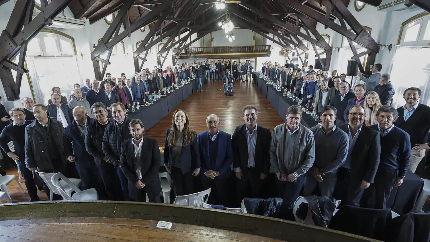 Efecto PASO para los Intendentes del Cambio: De la "boleta completa" al "sálvese quien pueda"