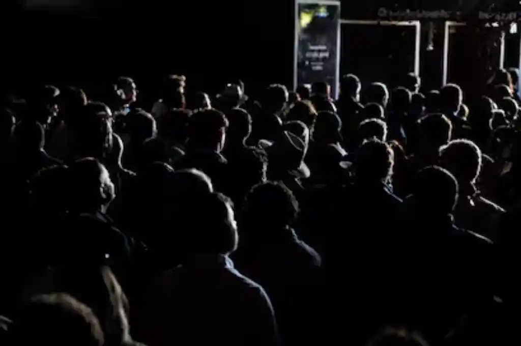 El corte se produjo cerca de las 12:30 (hora local)