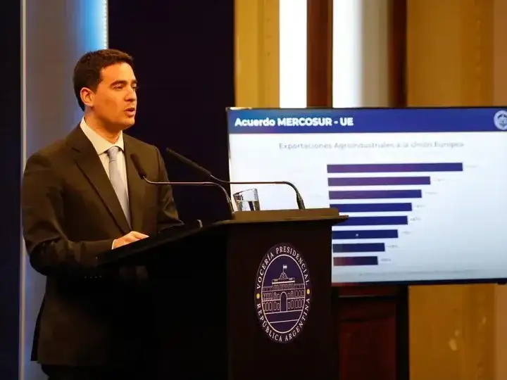 Javier Milei irá por el Nobel de Economía