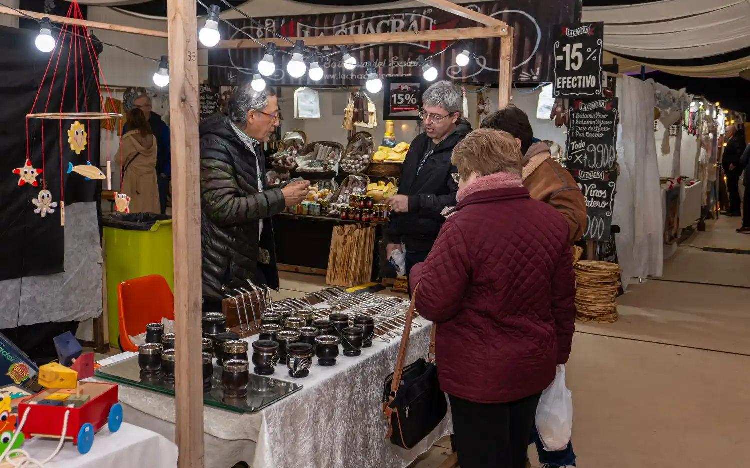 Casi un centenar de inscriptos tuvo la 25º Feria Nacional de Artesanos