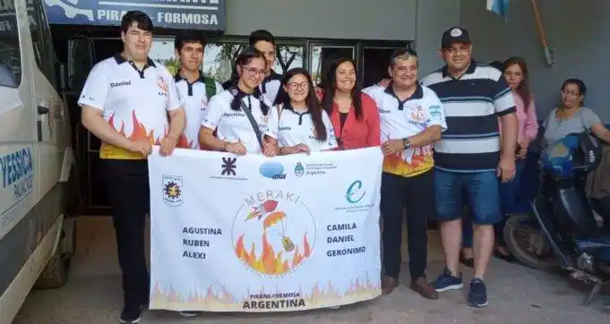 Estudiantes formoseños, elegidos el mejor 
equipo en la validación de un picosatélite