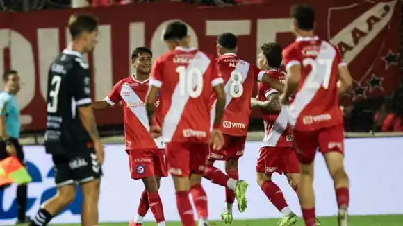 Argentinos goleó a Central Norte y avanzó de ronda en la Copa Argentina